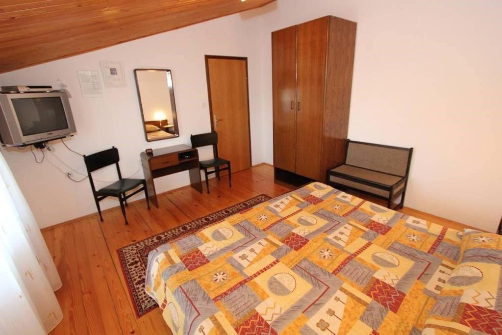 Apartments Anita ポメル エクステリア 写真