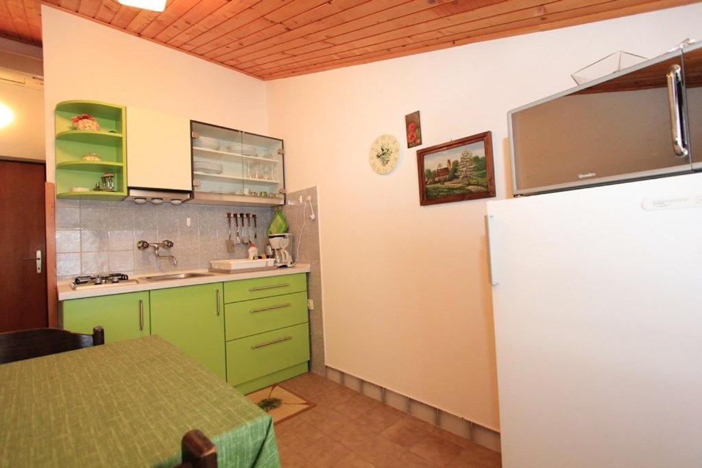 Apartments Anita ポメル エクステリア 写真